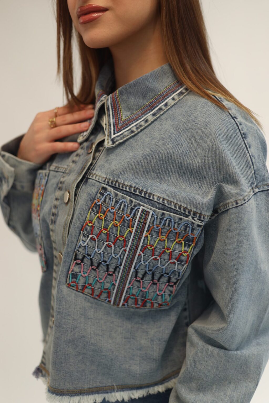 Short jeans jacket