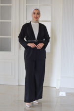 Two-piece set