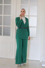 Two-piece set